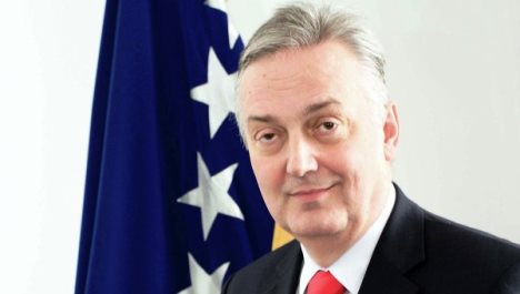 В Баку приедит глава МИД Боснии и Герцеговины 
